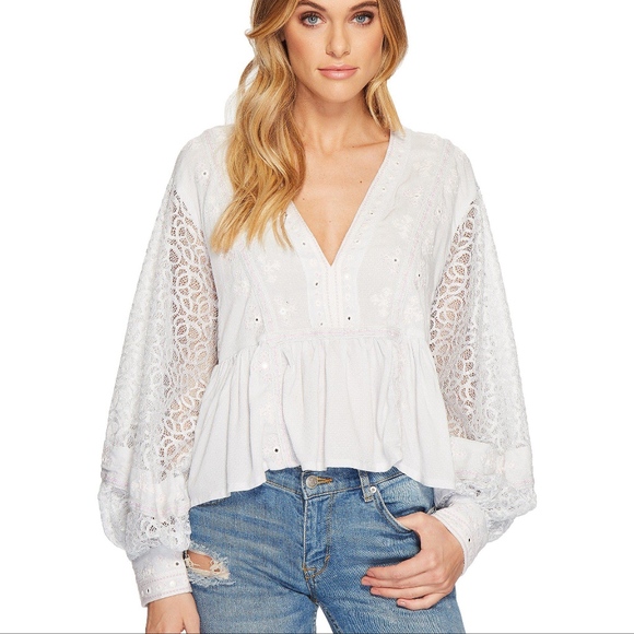 Free People Tops - SALE Host Pick NWT Free People Lace Top Medium